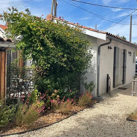 招待所 Beau Calme, Independant Avec Terrasse 佩萨克