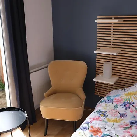 ゲストハウス Beau Calme, Independant Avec Terrasse 3*