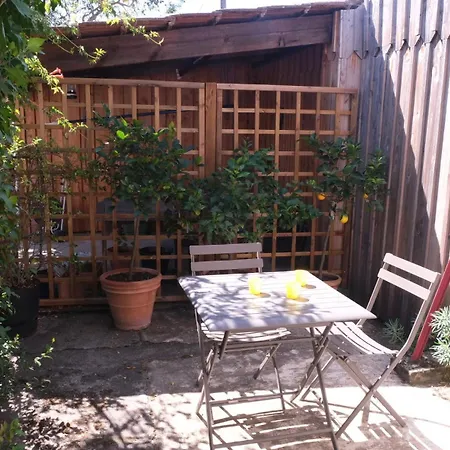 招待所 Beau Calme, Independant Avec Terrasse 3*