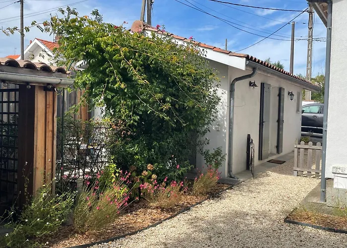 招待所 Beau Calme, Independant Avec Terrasse 佩萨克